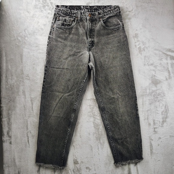 VTG 90's Levis 550 Jeans Mens 31x30 Black Relaxed Fit Tapered Leg Denim Fray Hem - Picture 1 of 9